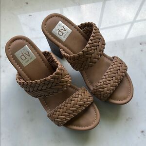 DV by Dolce Vita Women's Brown Braided Sandals